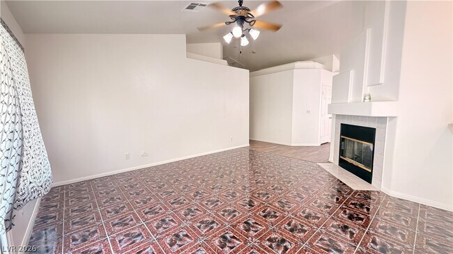 Building Photo - 6263 Dalbergia Ave