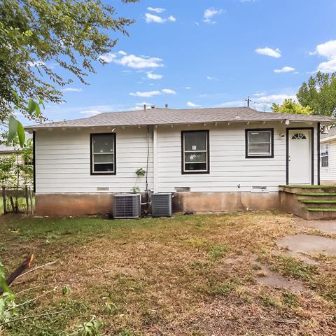 Building Photo - 1104 S Gilpin Ave