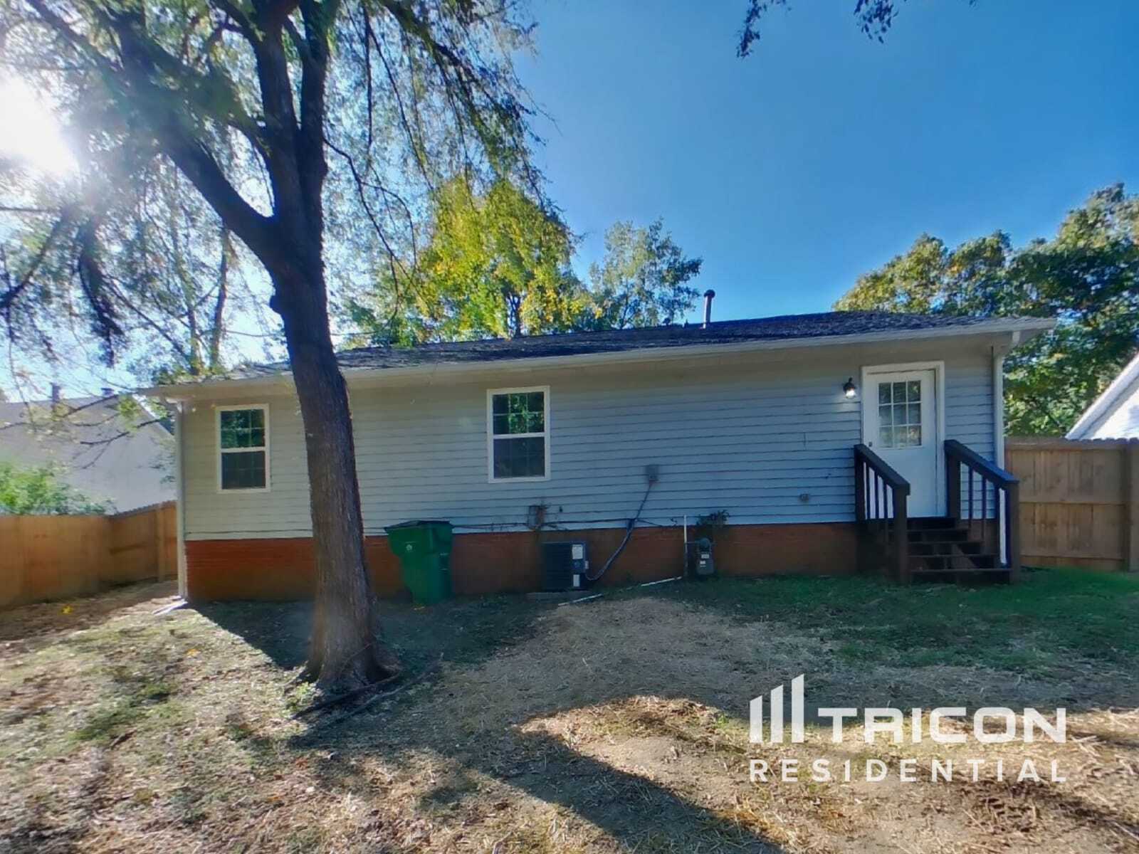 Building Photo - 6617 Flat Rock Dr