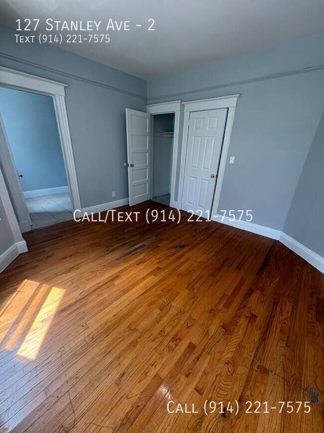 Building Photo - 127 Stanley Ave