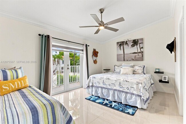 Building Photo - 203 Gulfview Dr