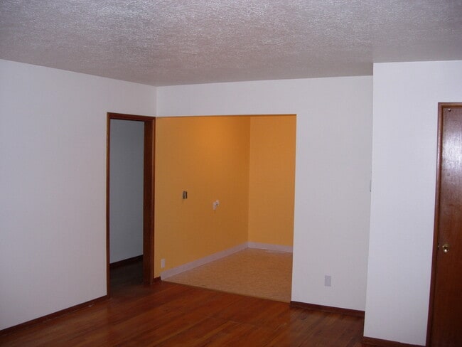 Building Photo - Charming 3 Bedroom Home in North Portland