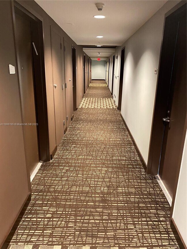 Building Photo - 60 SW 13th St