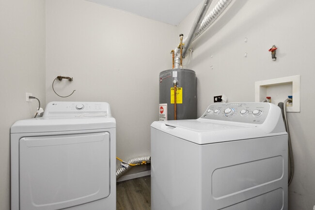 Building Photo - 25273 Faraday Rd