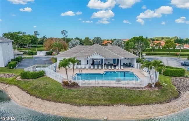 Building Photo - 7822 Great Heron Way