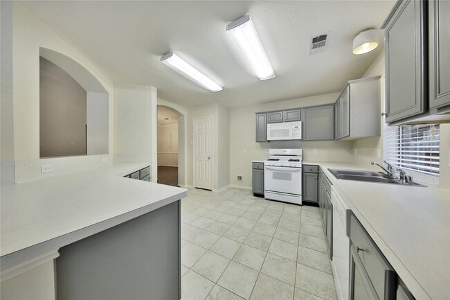 Building Photo - 17210 Red River Trail