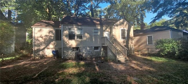 Building Photo - 1290 Cahaba Dr SW