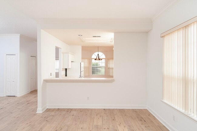 Building Photo - 121 Tide Watch Dr