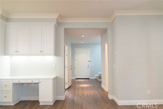 Building Photo - 37 Larkfield