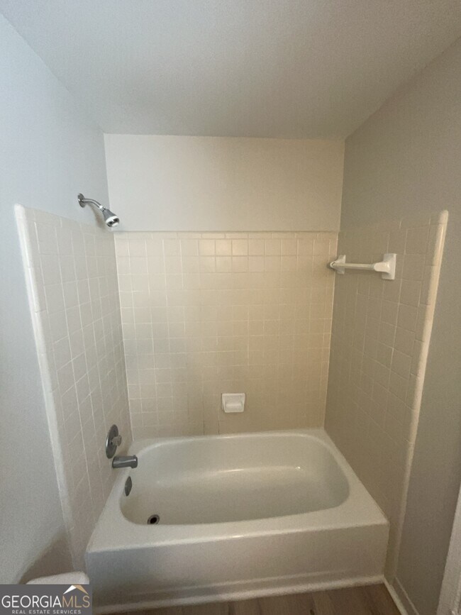 Building Photo - 3761 Windsor Cir
