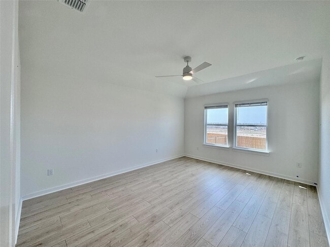 Building Photo - 1821 Lazy Acrs St