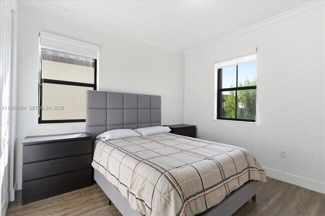 Building Photo - 3407 W 99th Pl