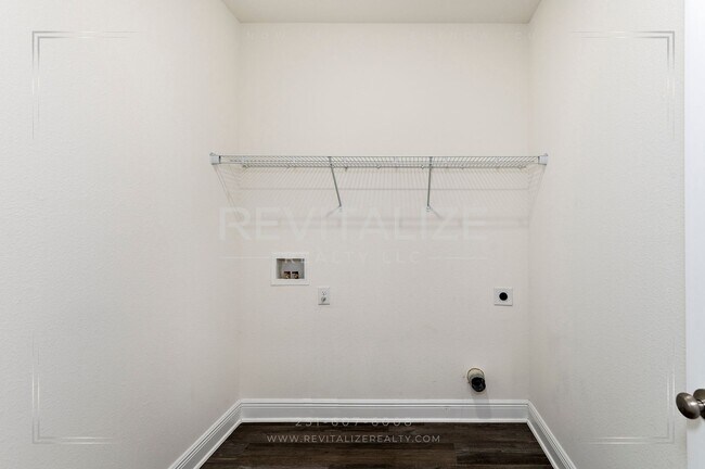 Building Photo - FREE RENT FOR MAY-  4 Bed 2 Bath Daphne Home in Jubilee Farms
