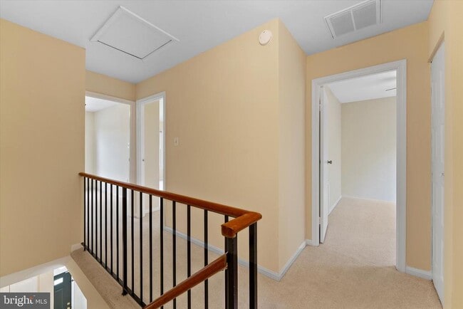 Building Photo - 7385 Emerald Dr