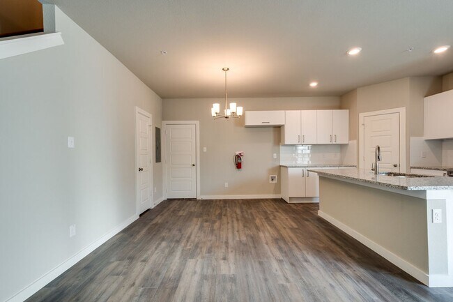 Building Photo - GORGEOUS 2 BEDROOM FOUR PLEX LOCATED IN MIDLOTHIAN ISD!