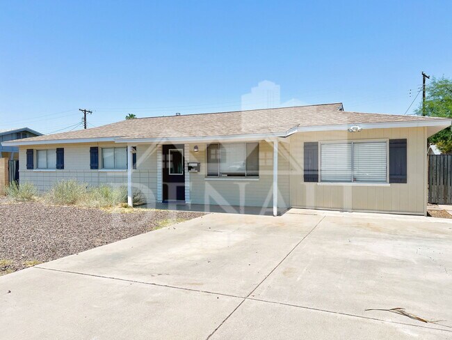 Building Photo - 1220 W Romo Jones St