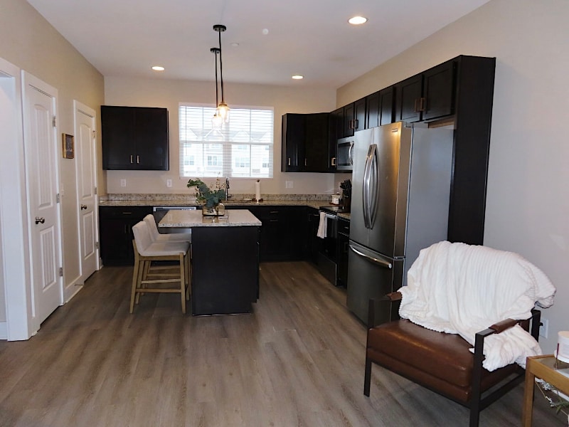 Building Photo - 204 Harper Lndg