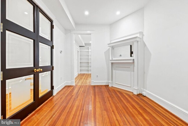 Building Photo - 1411 King St