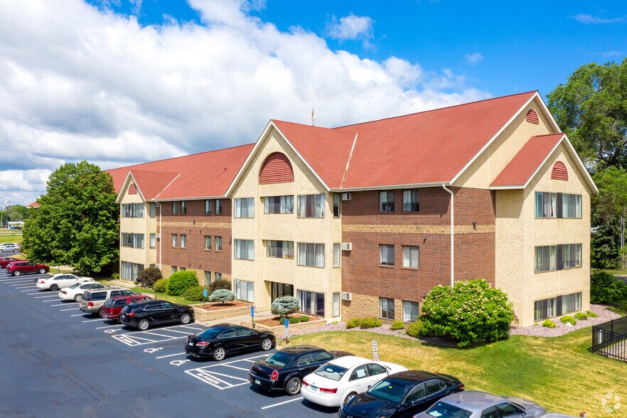 Axis Apartments 1200 E Division St Saint Cloud MN 56304 Apartment