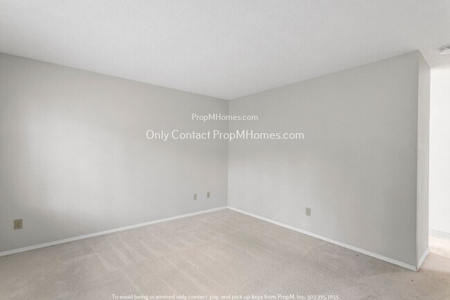 Building Photo - King City Charmer 55+ Community: Your Perf...