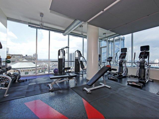 Building Photo - 139 W Kinzie St