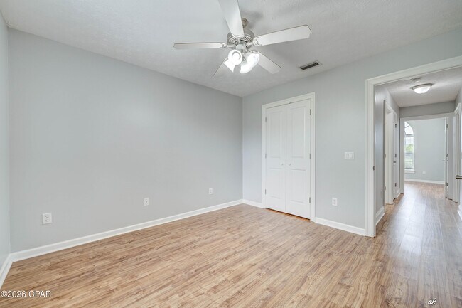 Building Photo - 5402 Blue Dog Rd