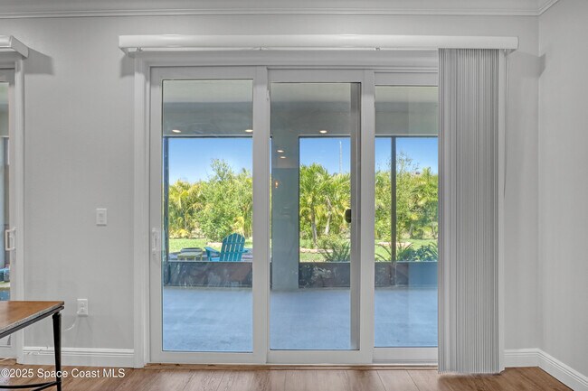 Building Photo - 4318 Lago Vis Dr