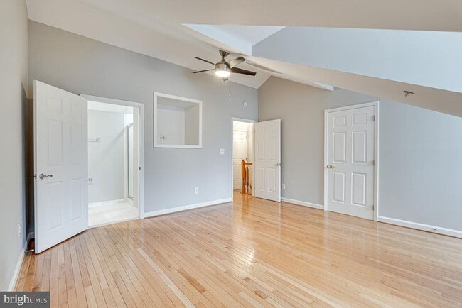 Building Photo - 8872 Ashgrove House Ln