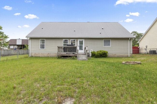 Building Photo - 212 Quail Creek Ct