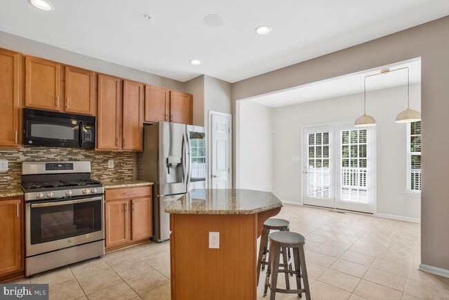 Building Photo - 9612 Hammonds Overlook Ct
