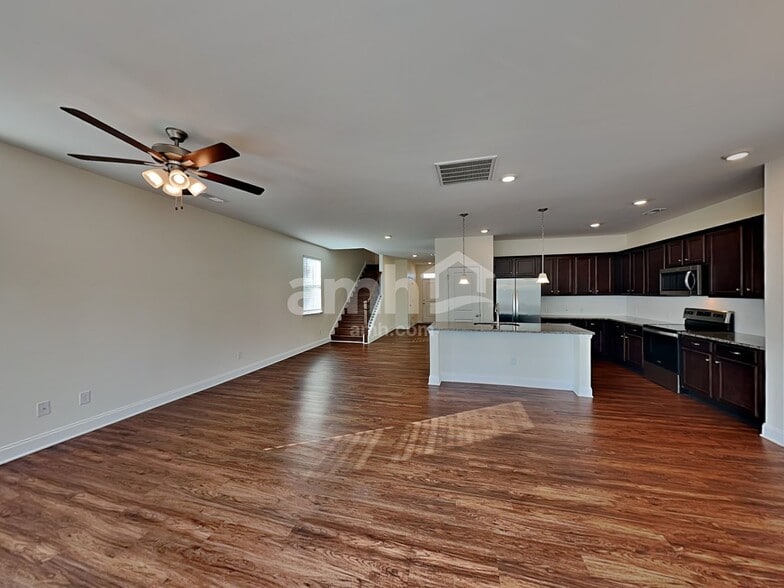 Building Photo - 174 Twin River Dr