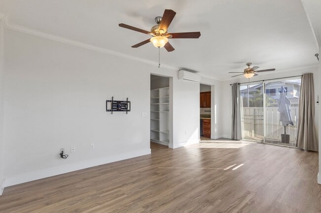 Building Photo - Bright & Updated 2BR Home in Kapolei | Solar, 2-Car Garage & Pet-Friendly Yard