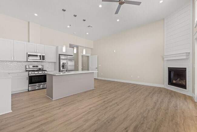 Building Photo - Band New Condo! Easy - turn key Living ~ ~...