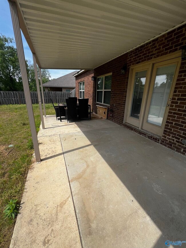 Building Photo - 107 Fourstar Ln