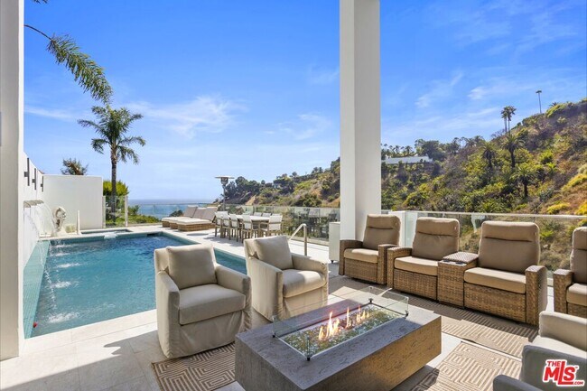 Building Photo - 3851 Sweetwater Canyon Dr