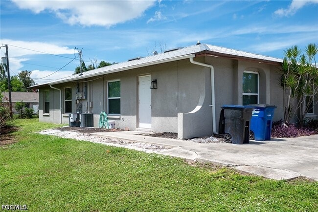 Building Photo - 5443 Avenue E