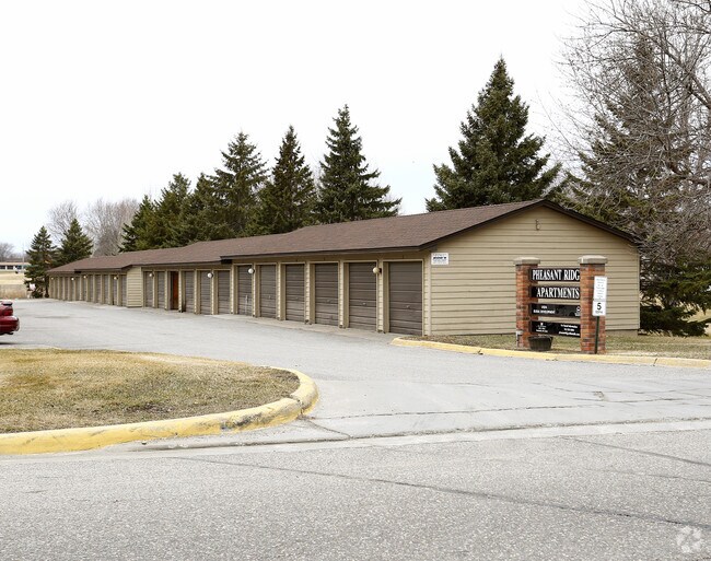 Pheasant Ridge Apartments - Albertville, MN | Apartment Finder