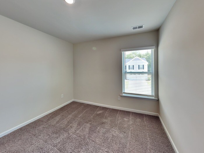 Building Photo - 305 Flushing Bay Ct