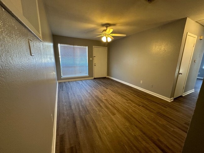 Building Photo - Updated Bossier Home