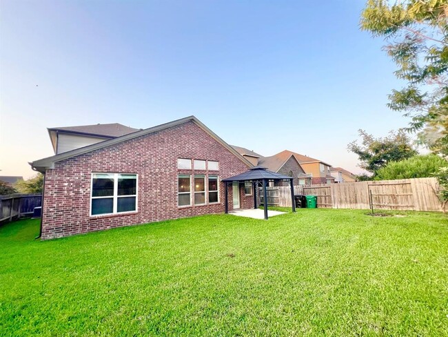 Building Photo - 26955 Churchill Gate Ln