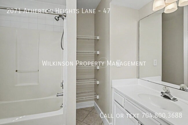 Building Photo - 2071 Atherton Heights Ln