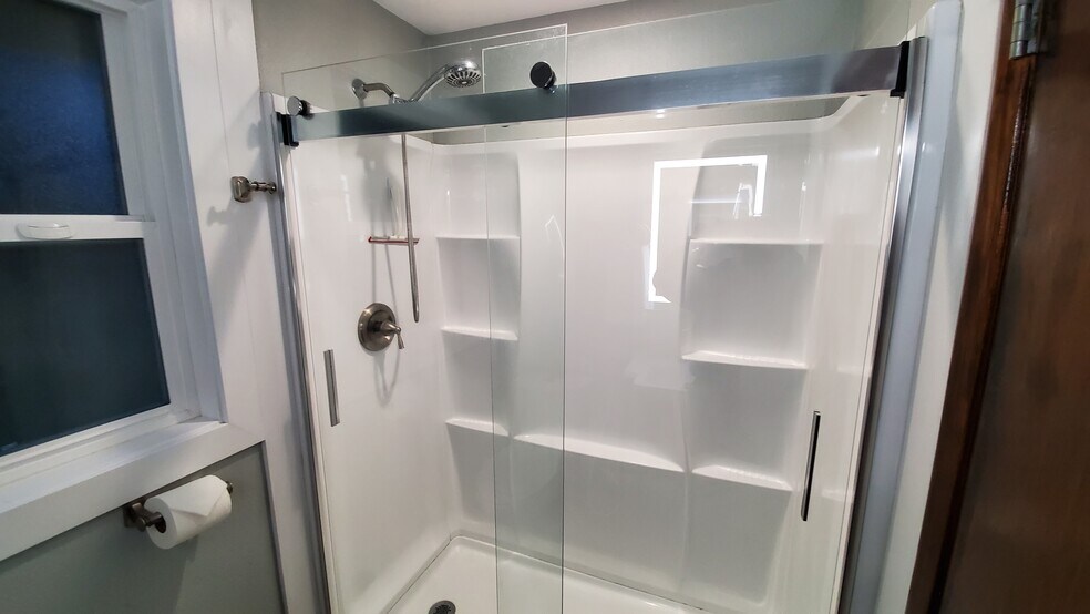 Building Photo - 1803 N 200th St