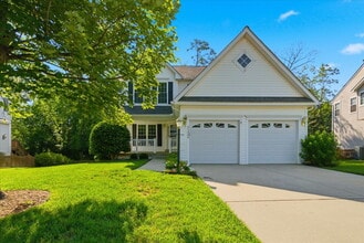 Building Photo - Spacious Broadlands Home Backing to Nature with Expansive Outdoor Living