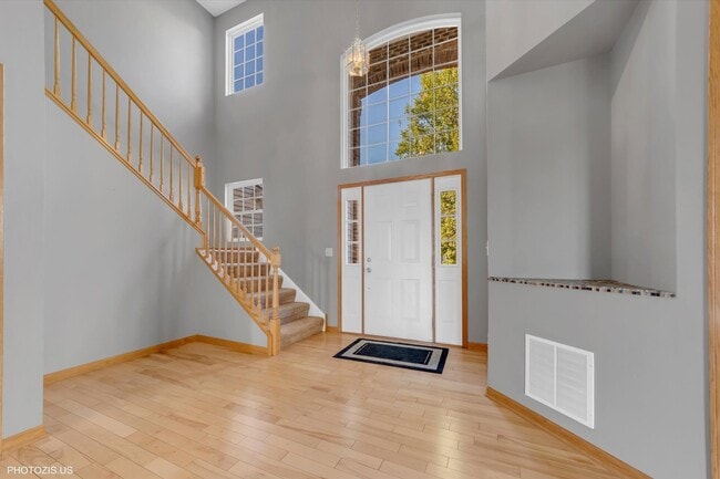 Building Photo - 24525 Champion Dr