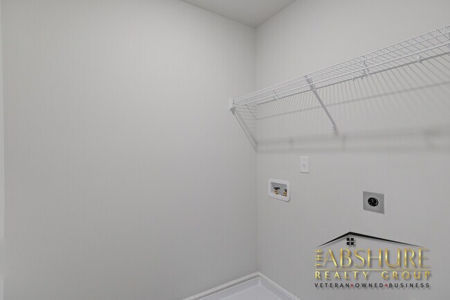 Building Photo - 507 Flat Ford Rd