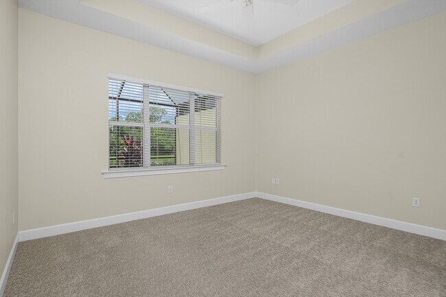 Building Photo - 7162 Dominica Dr