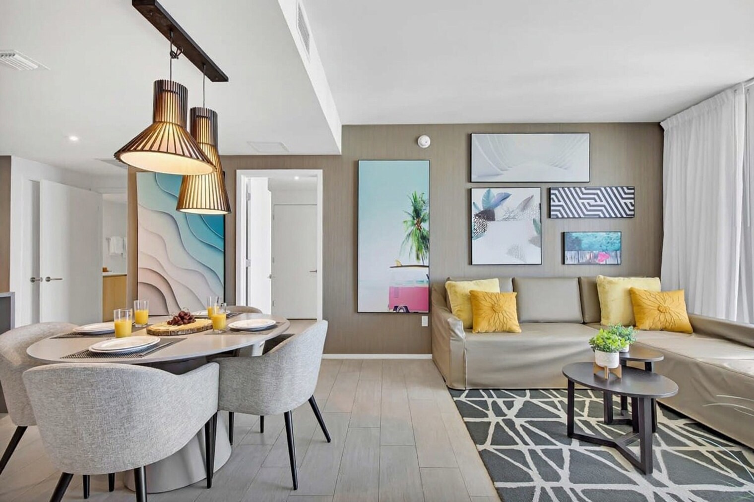 Building Photo - 4010 S Ocean Dr