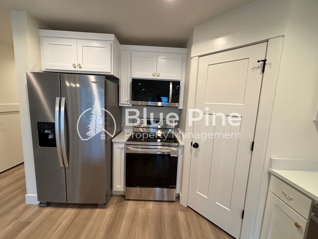 Building Photo - 2384 Caliber Pl