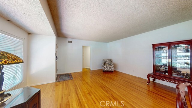 Building Photo - 13322 Valleyheart Dr N