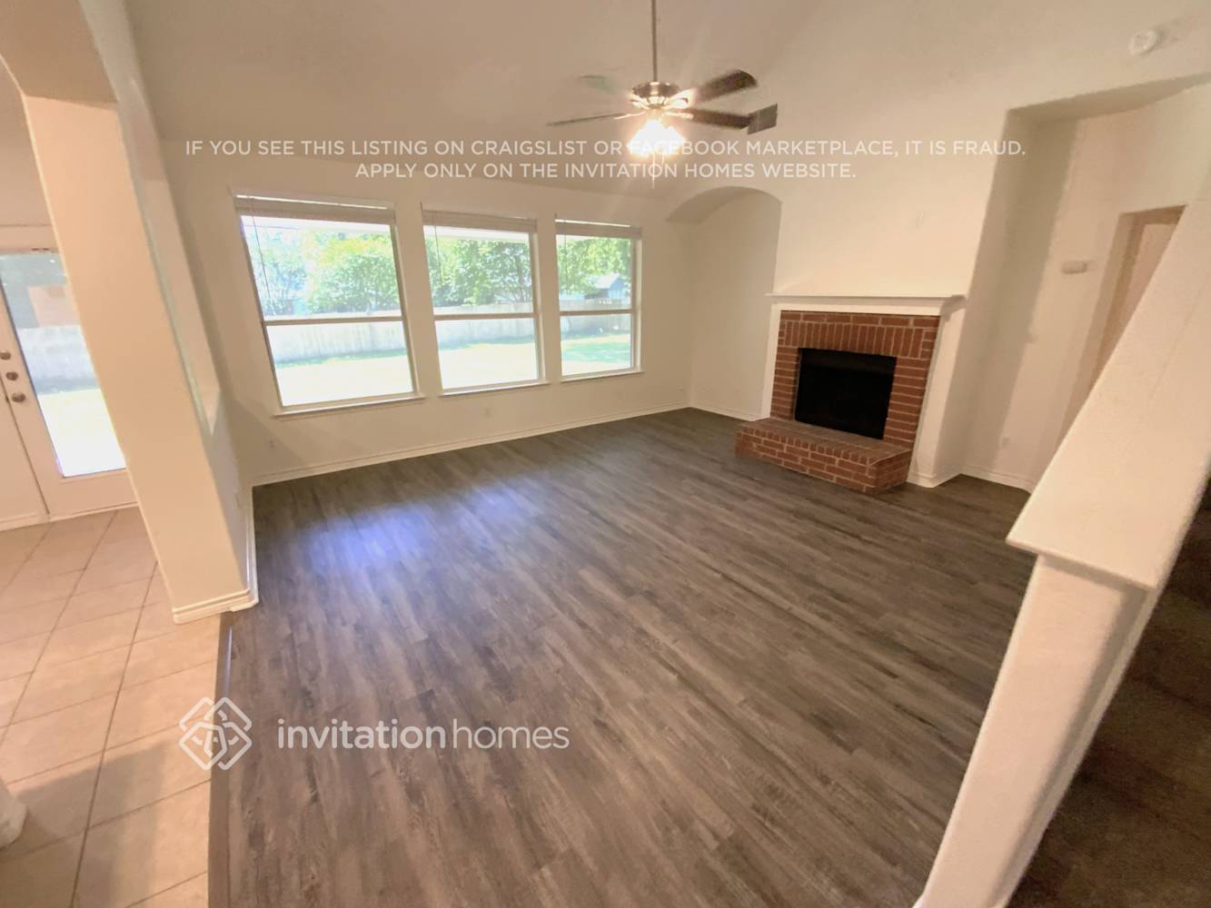 Building Photo - 700 Bur Oak Dr